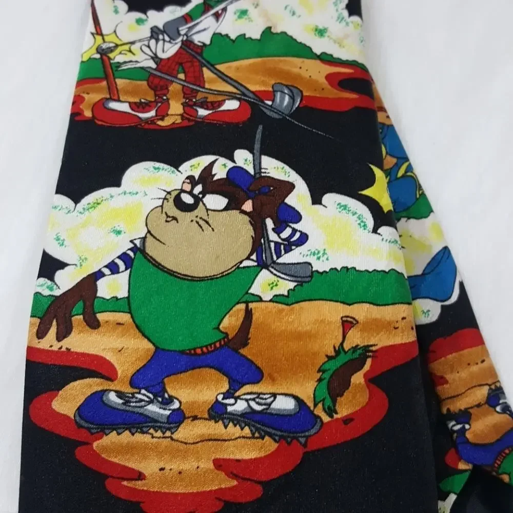 Vintage 1994 Looney Tunes Mania Bugs Bunny and‎ Friends golf theme tie
